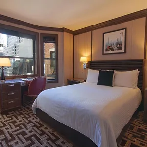 5* Otel Iroquois Times Square